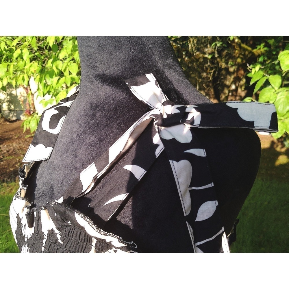 100% Cotton Maxi Dress Size (S)‎ - Summer Tiered Smocked Bow Tie Black & Cream - Picture 7 of 11
